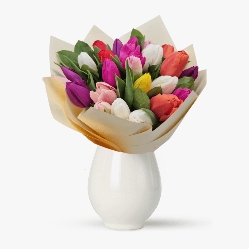 Buchet lalele de vânzare în Piața de Flori Bacau